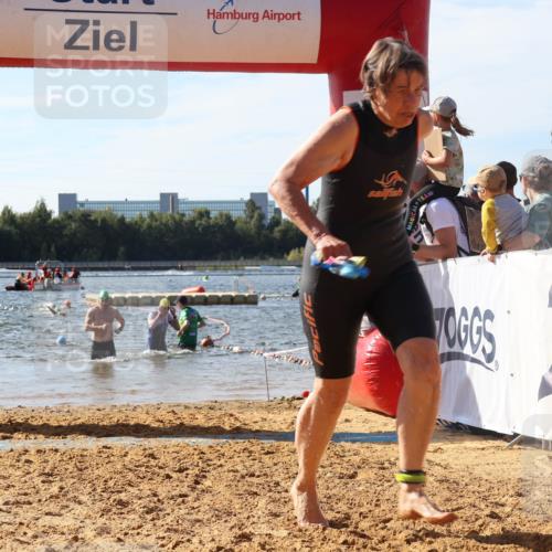 07.09.2025 - 19. Norderstedt Triathlon Luisa Fischer http://msf.ph/oto/8749334 07.09.2025 10:56:39 Schwimmen 1195, 1229 meine-sportfotos.de