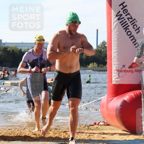 07.09.2025 - 19. Norderstedt Triathlon Luisa Fischer http://msf.ph/oto/8749343 07.09.2025 10:56:48 Schwimmen 296, 1229, 1279, 1395 meine-sportfotos.de