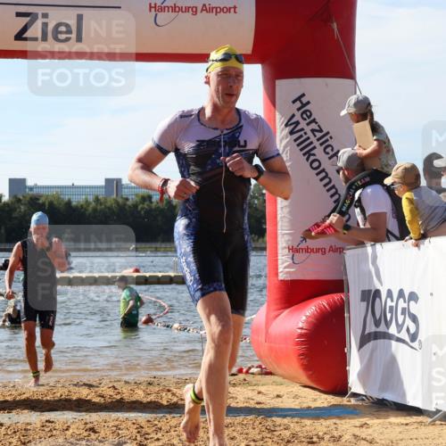 07.09.2025 - 19. Norderstedt Triathlon Luisa Fischer http://msf.ph/oto/8749354 07.09.2025 10:56:50 Schwimmen 296, 1279, 1395 meine-sportfotos.de