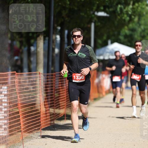 07.09.2025 - 19. Norderstedt Triathlon Michael Strokosch http://msf.ph/oto/8749359 07.09.2025 12:41:32 Laufen 164, 287, 846, 1350 meine-sportfotos.de
