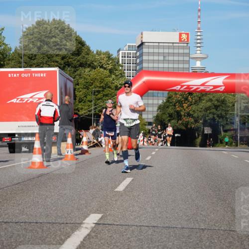 07.09.2025 - BARMER Alsterlauf Yannick Fuchs http://msf.ph/oto/8749364 07.09.2025 09:34:05 Laufen 9092, 3097 meine-sportfotos.de