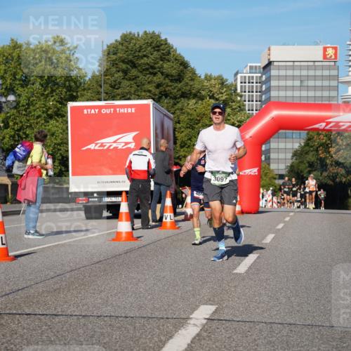 07.09.2025 - BARMER Alsterlauf Yannick Fuchs http://msf.ph/oto/8749370 07.09.2025 09:34:06 Laufen 469, 3097 meine-sportfotos.de
