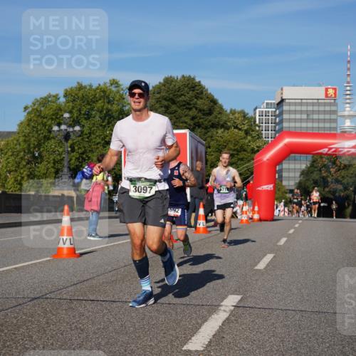 07.09.2025 - BARMER Alsterlauf Yannick Fuchs http://msf.ph/oto/8749393 07.09.2025 09:34:07 Laufen 3097, 692, 5718 meine-sportfotos.de