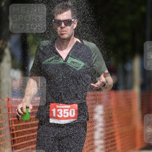 07.09.2025 - 19. Norderstedt Triathlon Michael Strokosch http://msf.ph/oto/8749414 07.09.2025 12:41:35 Laufen 164, 287, 823, 846, 1350 meine-sportfotos.de