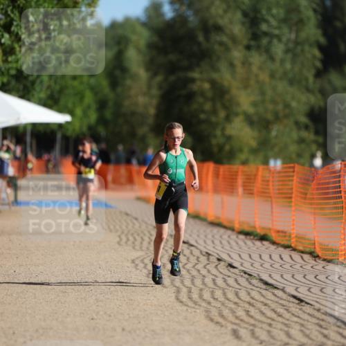 07.09.2025 - 19. Norderstedt Triathlon Michael Strokosch http://msf.ph/oto/8749436 07.09.2025 09:49:02 Laufen 560, 581 meine-sportfotos.de