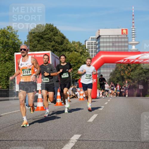 07.09.2025 - BARMER Alsterlauf Yannick Fuchs http://msf.ph/oto/8749497 07.09.2025 09:34:18 Laufen 5161, 8499, 5878, 4632 meine-sportfotos.de