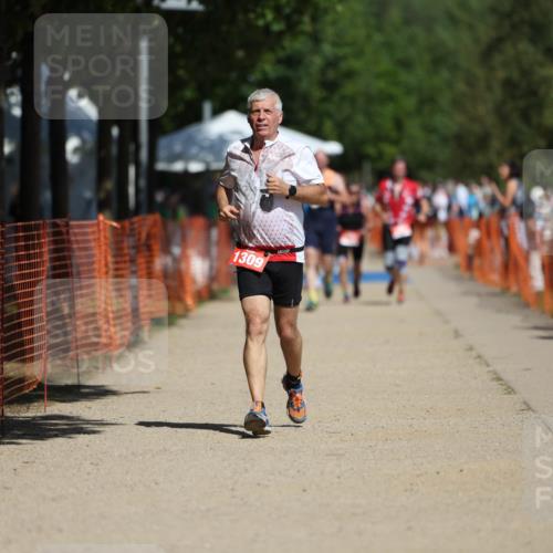 07.09.2025 - 19. Norderstedt Triathlon Michael Strokosch http://msf.ph/oto/8749498 07.09.2025 12:41:44 Laufen 823, 846, 1309 meine-sportfotos.de