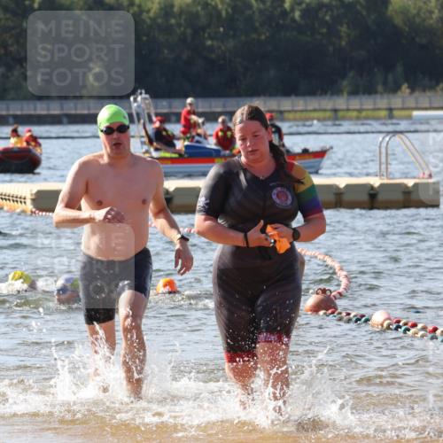 07.09.2025 - 19. Norderstedt Triathlon Luisa Fischer http://msf.ph/oto/8749511 07.09.2025 10:57:19 Schwimmen 1161, 1218, 1228, 1253 meine-sportfotos.de