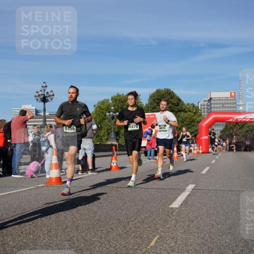 07.09.2025 - BARMER Alsterlauf Yannick Fuchs http://msf.ph/oto/8749565 07.09.2025 09:34:20 Laufen 8499, 5878, 4632 meine-sportfotos.de