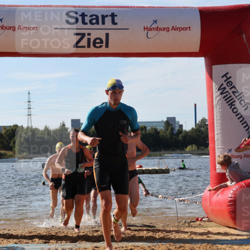 07.09.2025 - 19. Norderstedt Triathlon Luisa Fischer http://msf.ph/oto/8749583 07.09.2025 10:57:36 Schwimmen 185, 300, 806, 862, 1253, 1278, 1323 meine-sportfotos.de