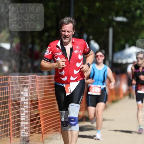 07.09.2025 - 19. Norderstedt Triathlon Michael Strokosch http://msf.ph/oto/8749600 07.09.2025 12:41:58 Laufen 756, 800, 1243, 1327 meine-sportfotos.de