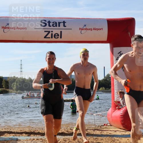 07.09.2025 - 19. Norderstedt Triathlon Luisa Fischer http://msf.ph/oto/8749604 07.09.2025 10:57:38 Schwimmen 185, 300, 806, 862, 1278, 1323 meine-sportfotos.de