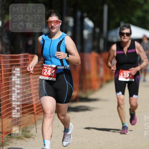 07.09.2025 - 19. Norderstedt Triathlon Michael Strokosch http://msf.ph/oto/8749645 07.09.2025 12:42:00 Laufen 741, 756, 800, 1243, 1327 meine-sportfotos.de