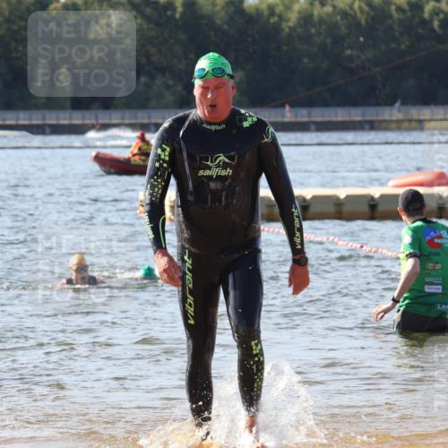 07.09.2025 - 19. Norderstedt Triathlon Luisa Fischer http://msf.ph/oto/8749662 07.09.2025 10:58:04 Schwimmen 710 meine-sportfotos.de