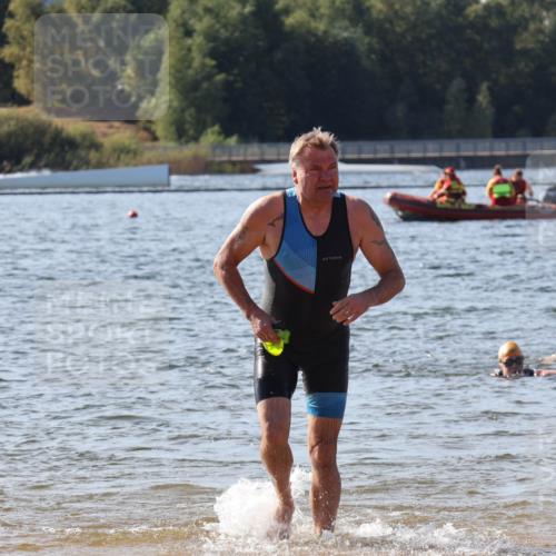07.09.2025 - 19. Norderstedt Triathlon Luisa Fischer http://msf.ph/oto/8749710 07.09.2025 10:58:08 Schwimmen 152, 710 meine-sportfotos.de