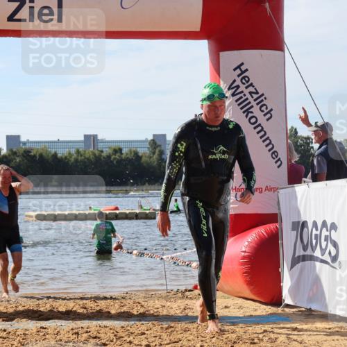 07.09.2025 - 19. Norderstedt Triathlon Luisa Fischer http://msf.ph/oto/8749723 07.09.2025 10:58:10 Schwimmen 152, 710 meine-sportfotos.de