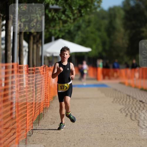 07.09.2025 - 19. Norderstedt Triathlon Michael Strokosch http://msf.ph/oto/8749828 07.09.2025 09:50:17 Laufen 571 meine-sportfotos.de