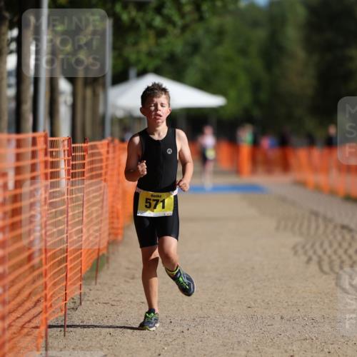 07.09.2025 - 19. Norderstedt Triathlon Michael Strokosch http://msf.ph/oto/8749866 07.09.2025 09:50:19 Laufen 571 meine-sportfotos.de