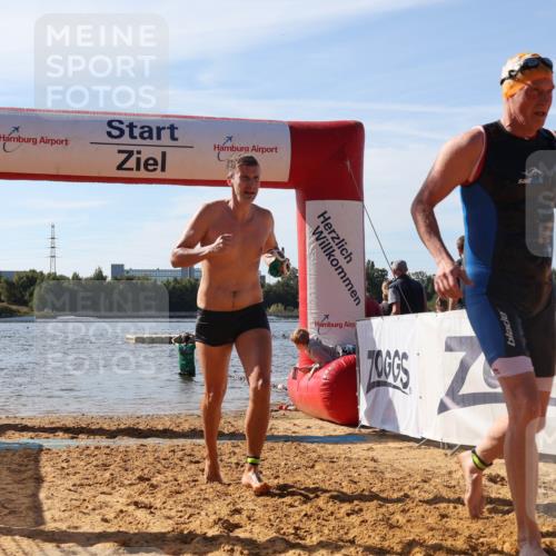 07.09.2025 - 19. Norderstedt Triathlon Luisa Fischer http://msf.ph/oto/8749869 07.09.2025 10:58:31 Schwimmen 704, 1274 meine-sportfotos.de