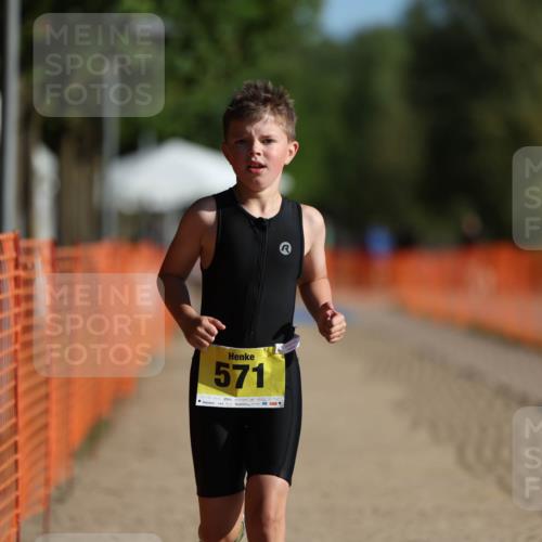 07.09.2025 - 19. Norderstedt Triathlon Michael Strokosch http://msf.ph/oto/8749909 07.09.2025 09:50:21 Laufen 571 meine-sportfotos.de