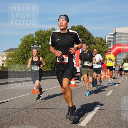 07.09.2025 - BARMER Alsterlauf Yannick Fuchs http://msf.ph/oto/8749970 07.09.2025 09:34:35 Laufen 4745, 2694, 6139, 5149, 2097 meine-sportfotos.de