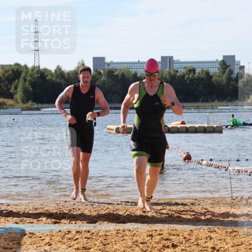 07.09.2025 - 19. Norderstedt Triathlon Luisa Fischer http://msf.ph/oto/8749972 07.09.2025 11:00:22 Schwimmen 784, 1225 meine-sportfotos.de