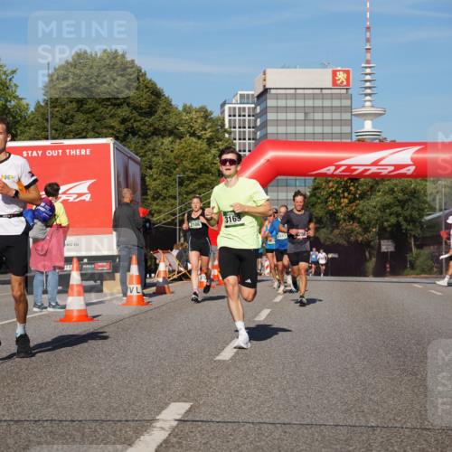 07.09.2025 - BARMER Alsterlauf Yannick Fuchs http://msf.ph/oto/8750116 07.09.2025 09:34:40 Laufen 2106, 3163, 55831, 250 meine-sportfotos.de