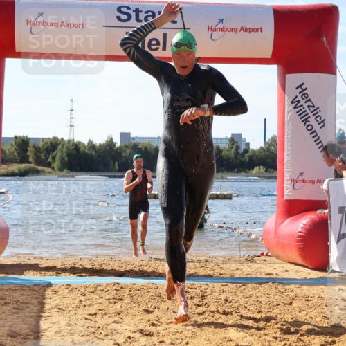 07.09.2025 - 19. Norderstedt Triathlon Luisa Fischer http://msf.ph/oto/8750155 07.09.2025 11:14:14 Schwimmen 746, 787 meine-sportfotos.de