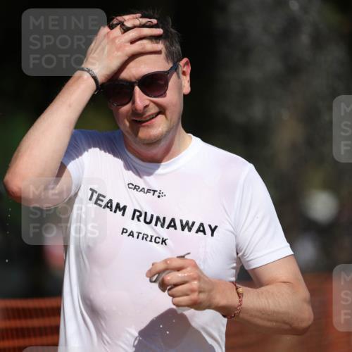 07.09.2025 - 19. Norderstedt Triathlon Michael Strokosch http://msf.ph/oto/8750167 07.09.2025 12:42:44 Laufen 244, 727, 827, 1277, 1358, 1398 meine-sportfotos.de
