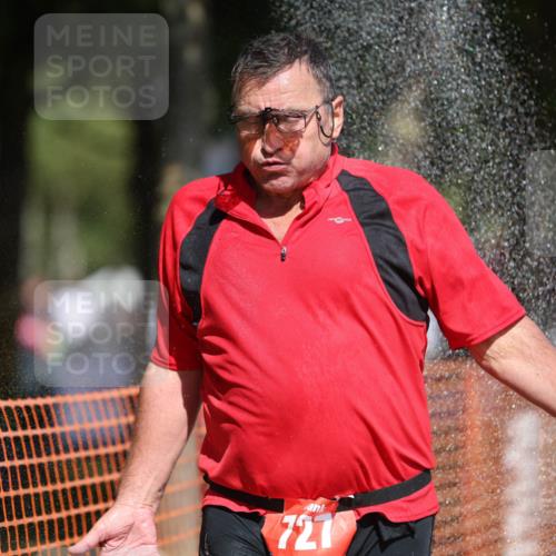 07.09.2025 - 19. Norderstedt Triathlon Michael Strokosch http://msf.ph/oto/8750213 07.09.2025 12:42:53 Laufen 727 meine-sportfotos.de