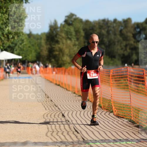 07.09.2025 - 19. Norderstedt Triathlon Michael Strokosch http://msf.ph/oto/8750330 07.09.2025 10:29:43 Laufen 1148 meine-sportfotos.de
