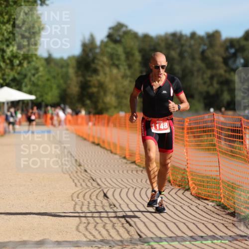 07.09.2025 - 19. Norderstedt Triathlon Michael Strokosch http://msf.ph/oto/8750336 07.09.2025 10:29:43 Laufen 1148 meine-sportfotos.de