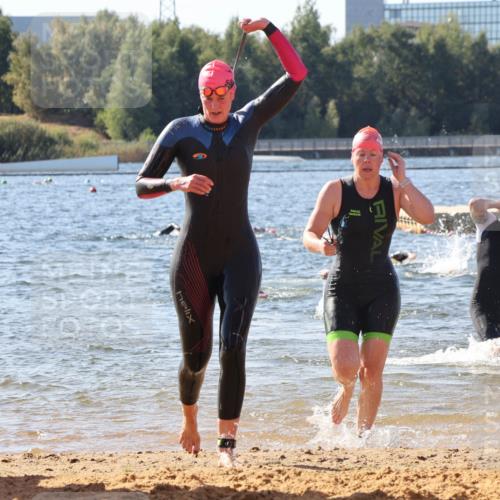 07.09.2025 - 19. Norderstedt Triathlon Luisa Fischer http://msf.ph/oto/8750354 07.09.2025 11:15:35 Schwimmen 768, 1258, 1333 meine-sportfotos.de