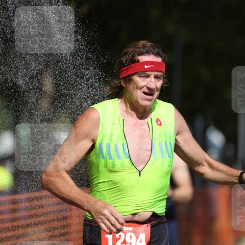 07.09.2025 - 19. Norderstedt Triathlon Michael Strokosch http://msf.ph/oto/8750370 07.09.2025 12:43:14 Laufen 818, 1294, 1351, 1379 meine-sportfotos.de
