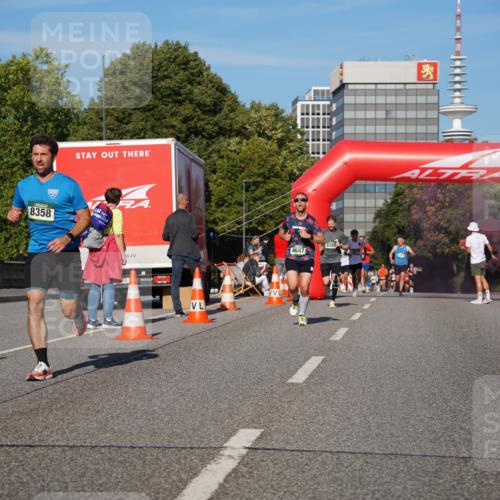 07.09.2025 - BARMER Alsterlauf Yannick Fuchs http://msf.ph/oto/8750387 07.09.2025 09:34:51 Laufen 8358, 4687 meine-sportfotos.de