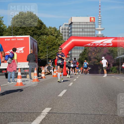 07.09.2025 - BARMER Alsterlauf Yannick Fuchs http://msf.ph/oto/8750396 07.09.2025 09:34:52 Laufen 8358, 4687 meine-sportfotos.de