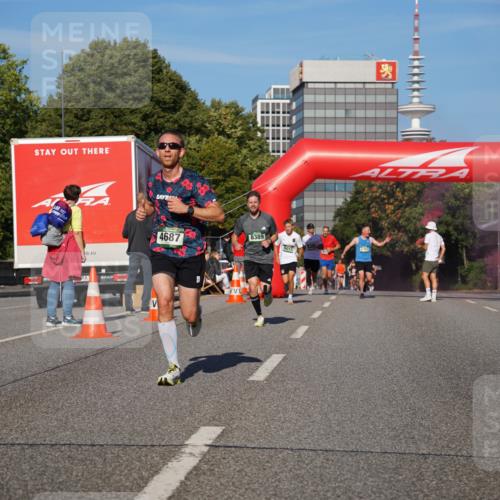 07.09.2025 - BARMER Alsterlauf Yannick Fuchs http://msf.ph/oto/8750465 07.09.2025 09:34:54 Laufen 4687, 8389, 013 meine-sportfotos.de