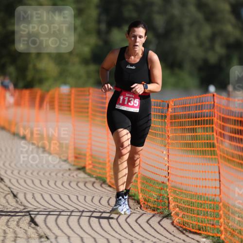 07.09.2025 - 19. Norderstedt Triathlon Michael Strokosch http://msf.ph/oto/8750470 07.09.2025 10:29:59 Laufen 1135 meine-sportfotos.de