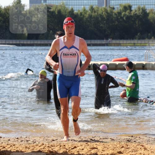 07.09.2025 - 19. Norderstedt Triathlon Luisa Fischer http://msf.ph/oto/8750484 07.09.2025 11:15:53 Schwimmen 237, 768, 1348, 1363 meine-sportfotos.de