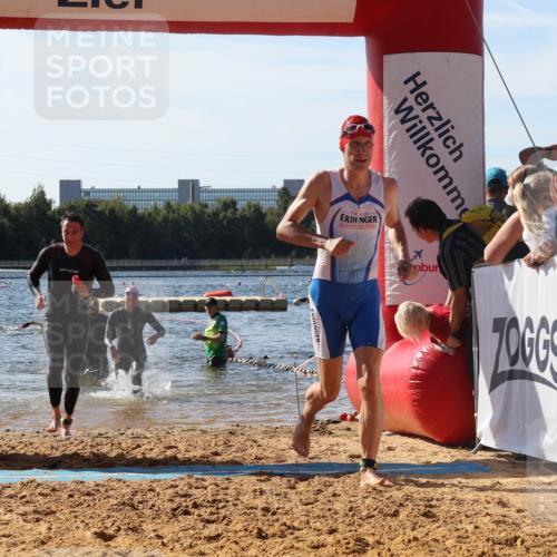 07.09.2025 - 19. Norderstedt Triathlon Luisa Fischer http://msf.ph/oto/8750510 07.09.2025 11:15:56 Schwimmen 186, 237, 1348, 1363 meine-sportfotos.de