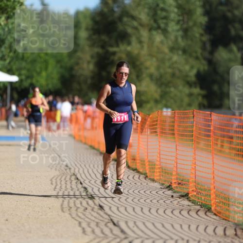 07.09.2025 - 19. Norderstedt Triathlon Michael Strokosch http://msf.ph/oto/8750519 07.09.2025 10:30:15 Laufen 1111 meine-sportfotos.de
