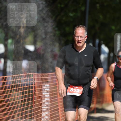 07.09.2025 - 19. Norderstedt Triathlon Michael Strokosch http://msf.ph/oto/8750529 07.09.2025 12:43:30 Laufen 835, 1268, 1380 meine-sportfotos.de