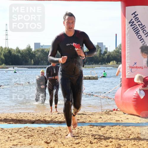 07.09.2025 - 19. Norderstedt Triathlon Luisa Fischer http://msf.ph/oto/8750535 07.09.2025 11:15:59 Schwimmen 186, 190, 237, 1348, 1363 meine-sportfotos.de