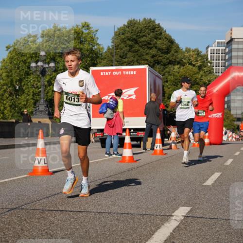 07.09.2025 - BARMER Alsterlauf Yannick Fuchs http://msf.ph/oto/8750546 07.09.2025 09:34:59 Laufen 6013, 6066, 3025 meine-sportfotos.de