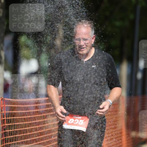 07.09.2025 - 19. Norderstedt Triathlon Michael Strokosch http://msf.ph/oto/8750555 07.09.2025 12:43:31 Laufen 835, 1268, 1380 meine-sportfotos.de