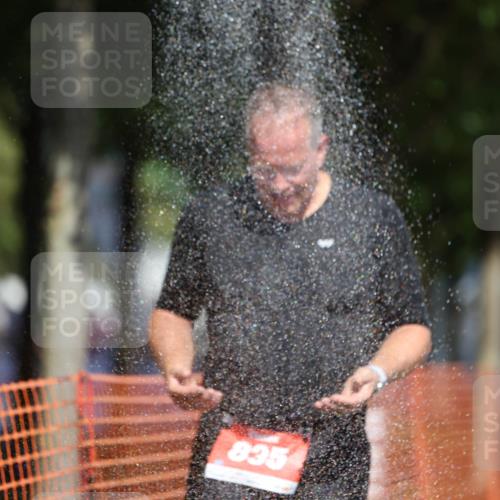 07.09.2025 - 19. Norderstedt Triathlon Michael Strokosch http://msf.ph/oto/8750583 07.09.2025 12:43:32 Laufen 835, 1268, 1380 meine-sportfotos.de