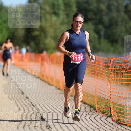 07.09.2025 - 19. Norderstedt Triathlon Michael Strokosch http://msf.ph/oto/8750629 07.09.2025 10:30:19 Laufen 1111 meine-sportfotos.de