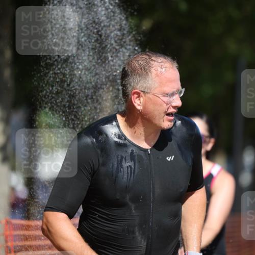 07.09.2025 - 19. Norderstedt Triathlon Michael Strokosch http://msf.ph/oto/8750656 07.09.2025 12:43:34 Laufen 835, 1268, 1380 meine-sportfotos.de