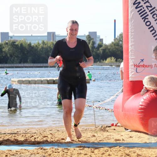 07.09.2025 - 19. Norderstedt Triathlon Luisa Fischer http://msf.ph/oto/8750678 07.09.2025 11:16:26 Schwimmen 281, 793, 1244, 1334 meine-sportfotos.de