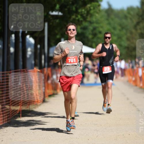 07.09.2025 - 19. Norderstedt Triathlon Michael Strokosch http://msf.ph/oto/8750714 07.09.2025 12:44:09 Laufen 212, 701, 850 meine-sportfotos.de